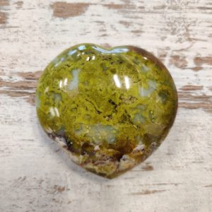 Groene opaal hart uit Madagaskar